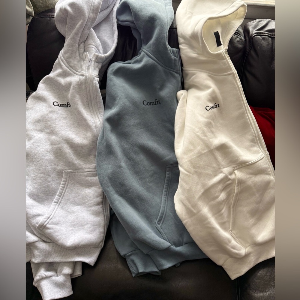 Comfrt Cloud Hoodies in Storm, Blue Willow and Snow S